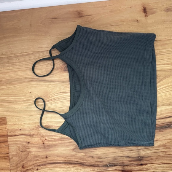 Vuori Charcoal Tank Top - Picture 5 of 6